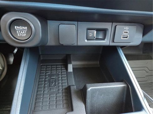 New 2025 Ford Maverick Lobo image 15