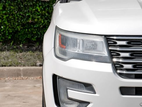 Used 2016 Ford Explorer Limited image 55