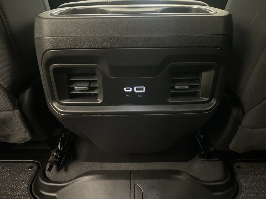 Used 2024 Chevrolet Silverado 1500 RST AWD/4WD image 15