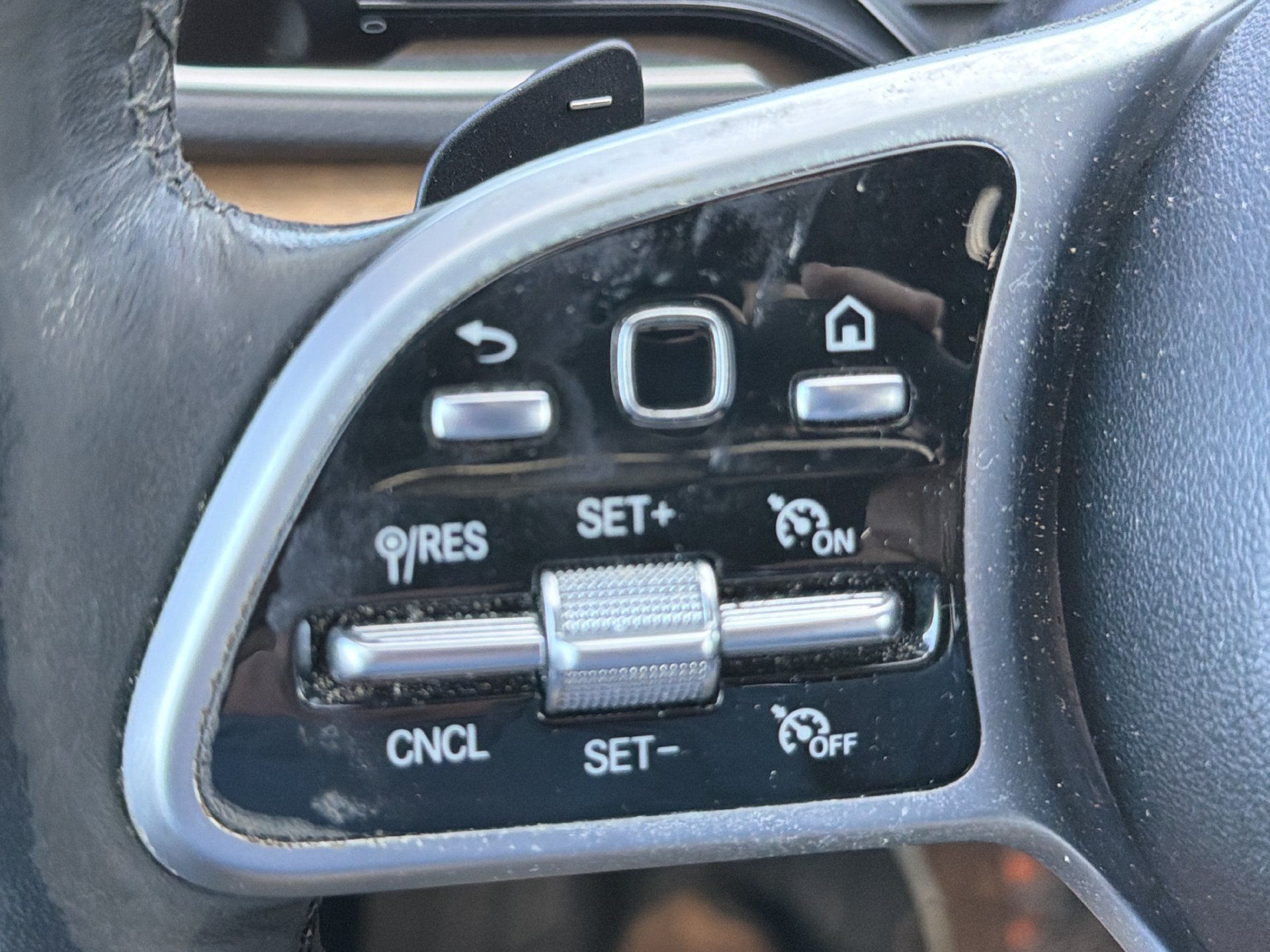 Used 2021 Mercedes-Benz GLE 350 4MATIC image 30