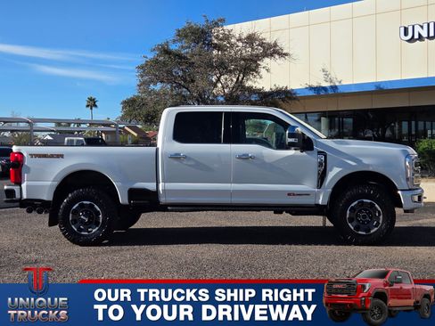 Used 2024 Ford F350 Platinum w/ Tremor Off-Road Package image 5