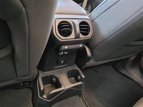 Certified 2022 Jeep Wrangler Unlimited Sport w/ Sun And Sound Package image 9