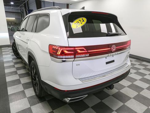 Certified 2024 Volkswagen Atlas SE AWD/4WD image 12