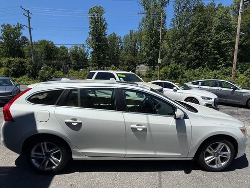 Used 2015 Volvo V60 T5 Premier AWD/4WD image 4
