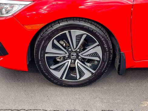 Used 2018 Honda Civic EX-T image 9