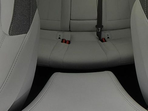 New 2026 Cadillac Optiq Luxury 1 image 32