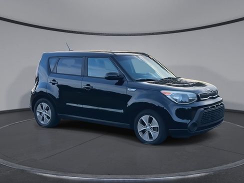 Used 2016 Kia Soul FWD image 2