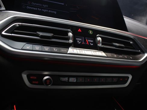 Used 2023 BMW X5 xDrive40i w/ M Sport Package image 85