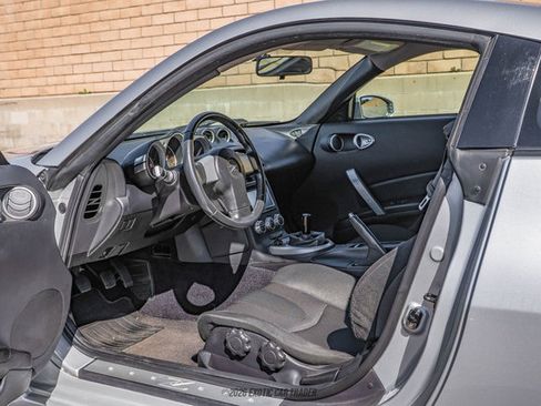 Used 2006 Nissan 350Z Coupe w/ (N93) Cargo Convenience Pkg RWD image 30