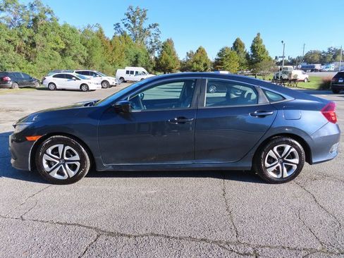 Used 2017 Honda Civic LX image 4