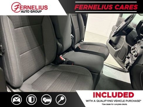 Used 2021 Chevrolet Silverado 1500 RST AWD/4WD image 31