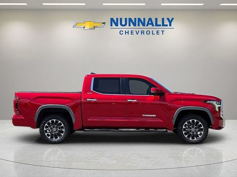 Used 2024 Toyota Tundra Limited AWD/4WD image 6