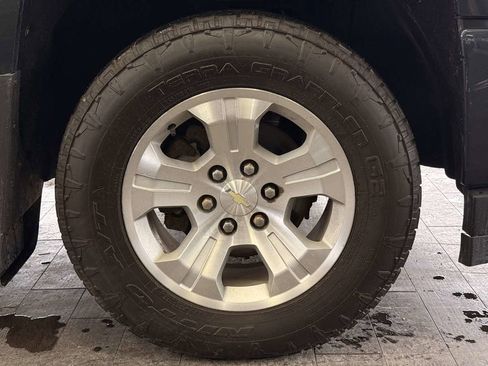 Used 2017 Chevrolet Silverado 1500 LT w/ All Star Edition image 37