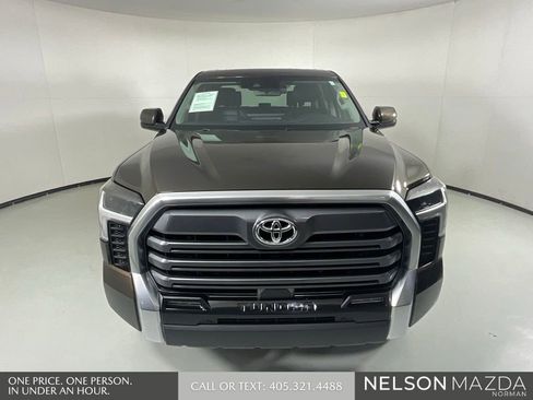 Used 2023 Toyota Tundra Limited w/ Power Package RWD image 2