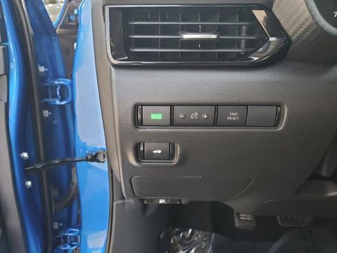 Certified 2022 Nissan Sentra SV w/ All-Weather Package FWD image 17