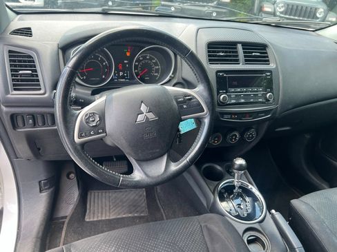 Used 2015 Mitsubishi Outlander Sport ES FWD image 17