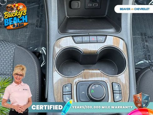 Used 2022 GMC Acadia SLE w/ Driver Convenience Package FWD image 20