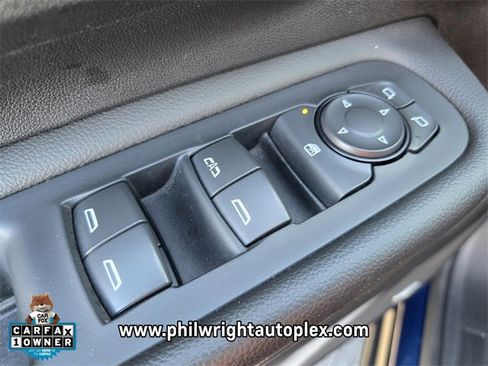 Used 2022 GMC Terrain SLT w/ Infotainment Package II image 30