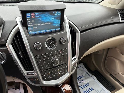 Used 2012 Cadillac SRX Luxury image 30