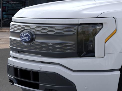 New 2025 Ford F150 Lightning Lariat image 17