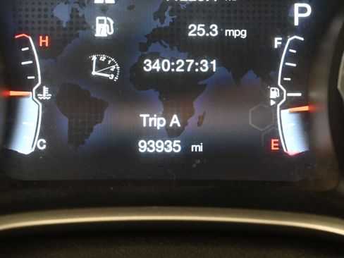 Used 2019 Jeep Compass Limited image 20