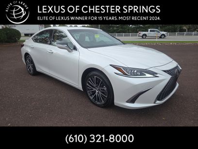 Used 2023 Lexus ES 250 w/ Premium Package