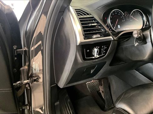 Used 2019 BMW X3 xDrive30i w/ Executive Package AWD/4WD image 30