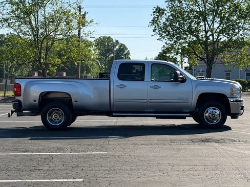 Used 2012 Chevrolet Silverado 3500 LTZ w/ LTZ Plus Package image 5