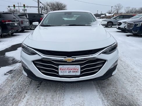 Certified 2024 Chevrolet Malibu LT image 2