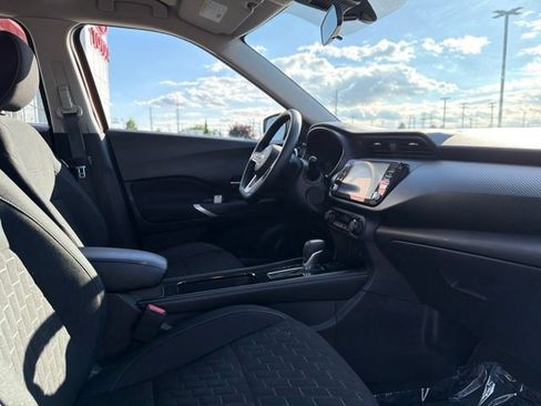 Used 2022 Nissan Kicks SV FWD image 23