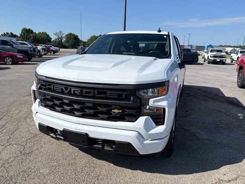 Used 2025 Chevrolet Silverado 1500 Custom AWD/4WD image 4