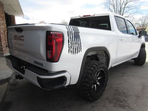 Used 2024 GMC Sierra 1500 Elevation image 10