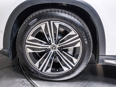 Certified 2023 Mercedes-Benz EQS 450+ SUV image 10