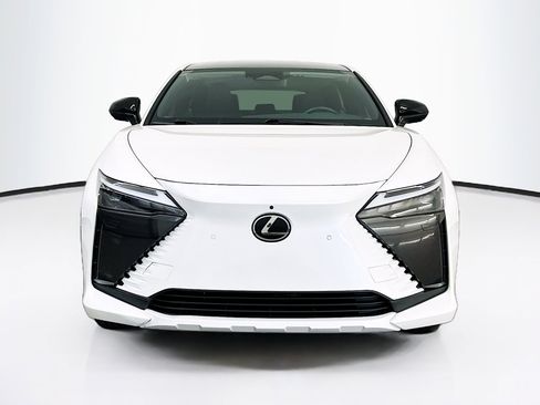 Used 2023 Lexus RZ 450e Premium w/ Technology Package AWD/4WD image 2