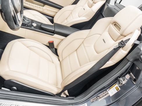 Used 2015 Mercedes-Benz SLK 55 AMG image 24