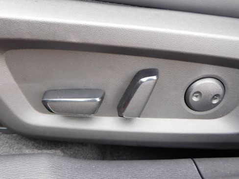 New 2026 Mitsubishi Outlander SE image 11