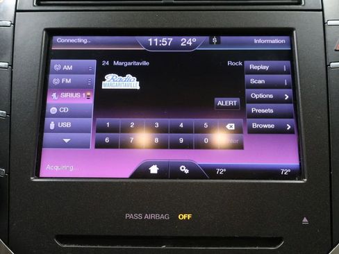 Used 2013 Lincoln MKZ image 28