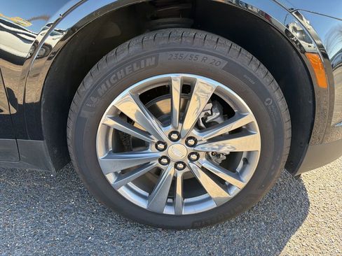 Certified 2025 Cadillac XT5 Premium Luxury image 7