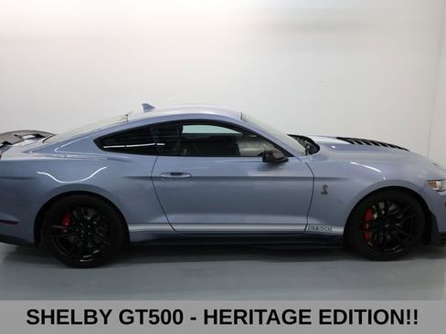 Used 2022 Ford Mustang Shelby GT500 w/ Technology Package image 12