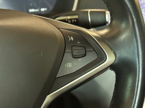 Used 2014 Tesla Model S Base image 28