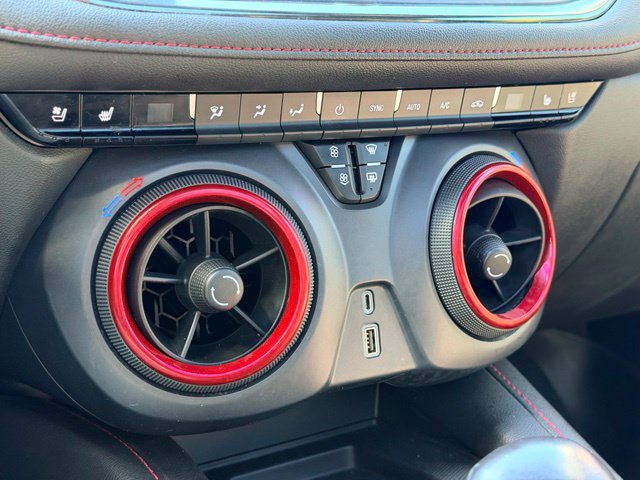 Used 2020 Chevrolet Blazer RS AWD/4WD image 16