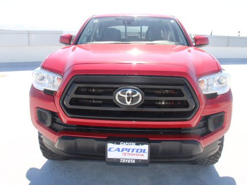 Used 2022 Toyota Tacoma SR AWD/4WD image 8