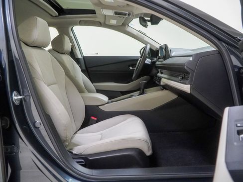 Certified 2025 Honda Accord SE image 32