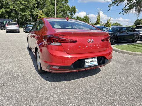 Used 2019 Hyundai Elantra SEL FWD image 4
