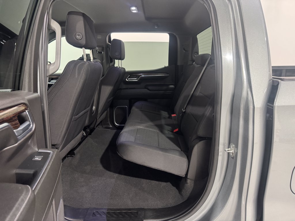 Used 2024 GMC Sierra 1500 SLE AWD/4WD image 19