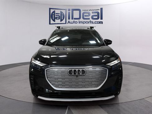 Used 2022 Audi Q4 e-tron Premium image 8