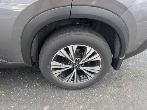 Certified 2023 Nissan Rogue SV AWD/4WD image 18