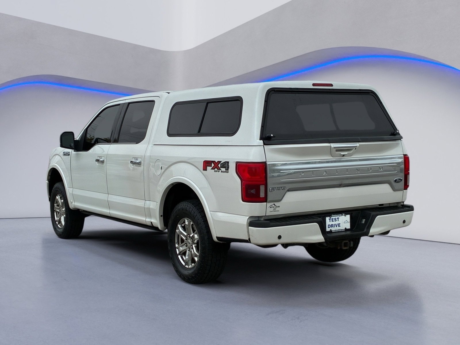 Used 2018 Ford F150 Platinum w/ Equipment Group 701A Luxury AWD/4WD image 6