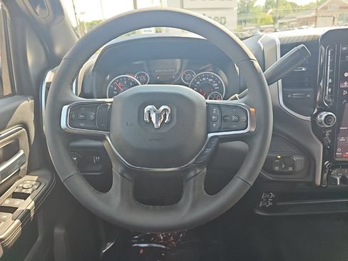 Used 2026 RAM 2500 Big Horn AWD/4WD image 22