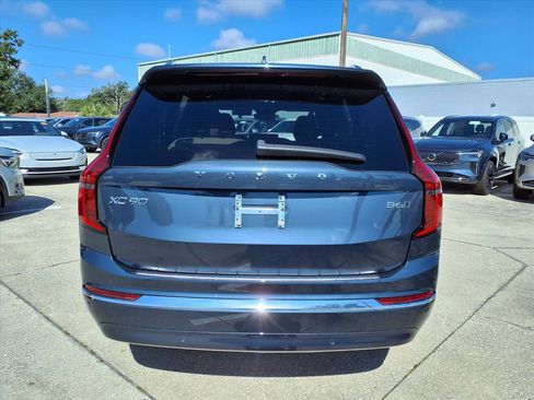 New 2026 Volvo XC90 B6 Plus w/ Protection Package Premier image 6